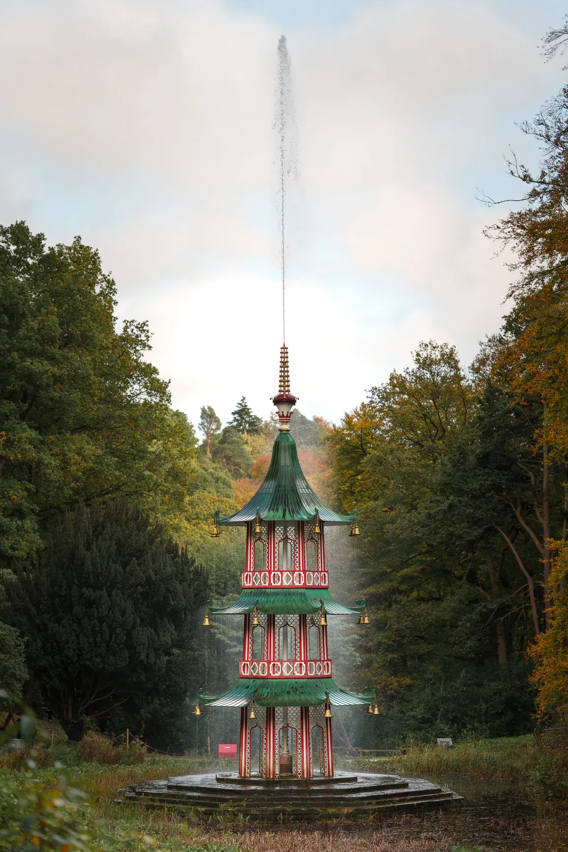 Rides, performers and autumn landscapes at Alton Towers